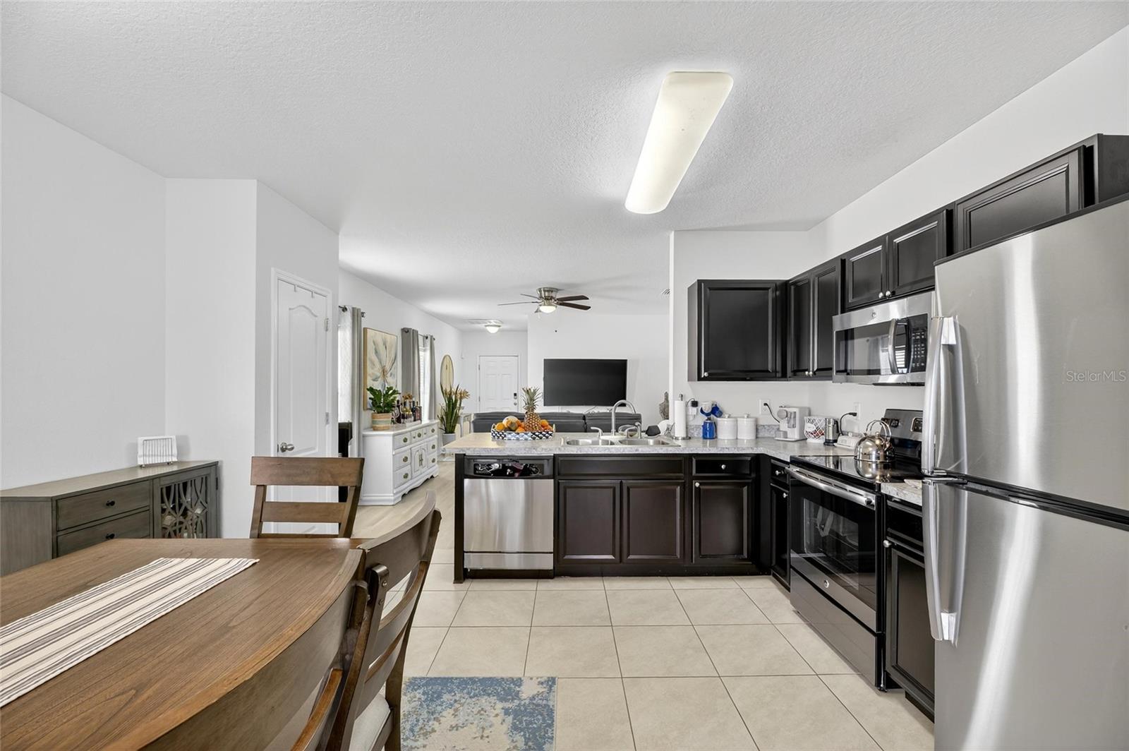 CARRIAGE PTE SOUTH PH 2C 2 - Residential