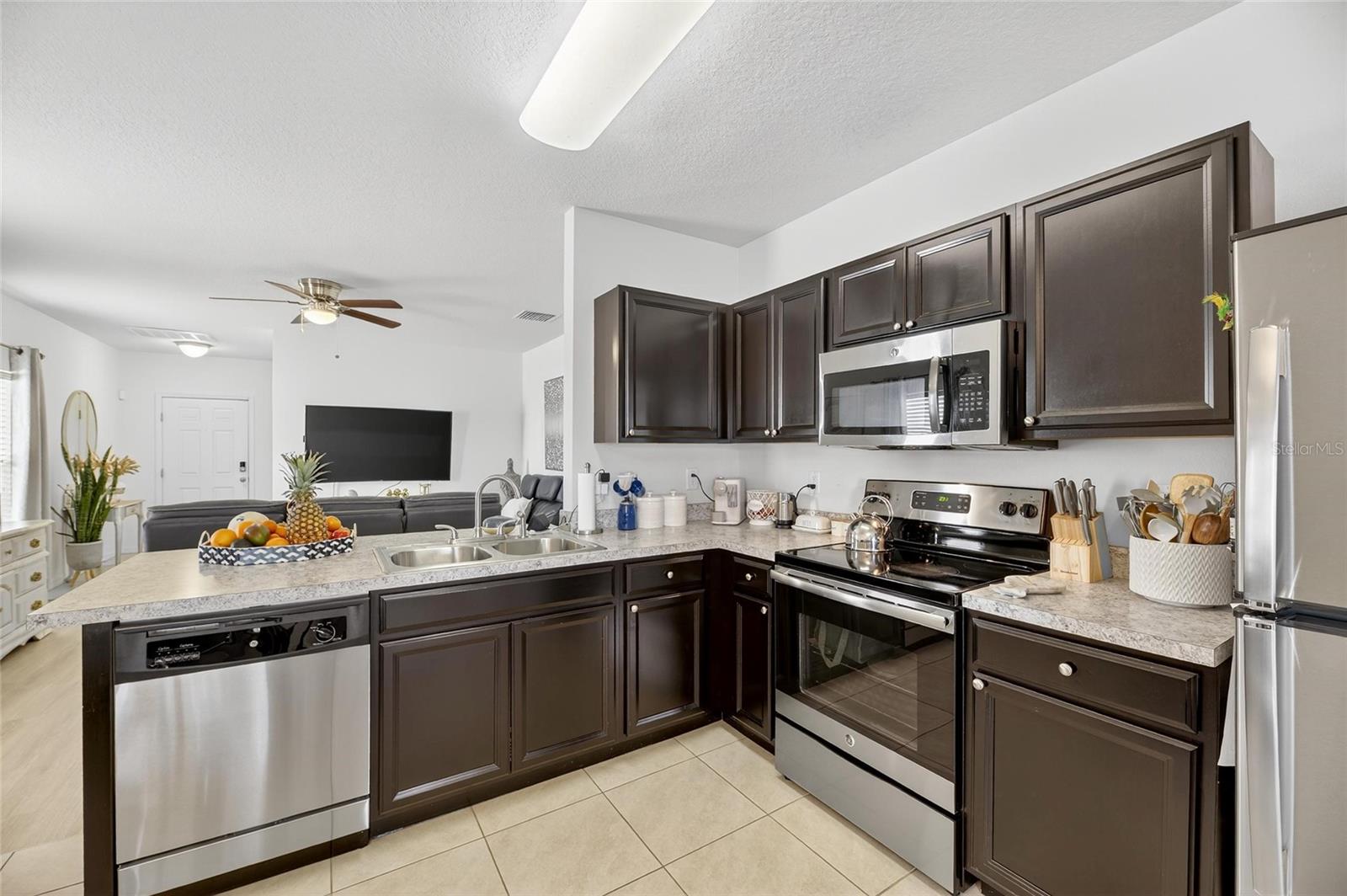 CARRIAGE PTE SOUTH PH 2C 2 - Residential