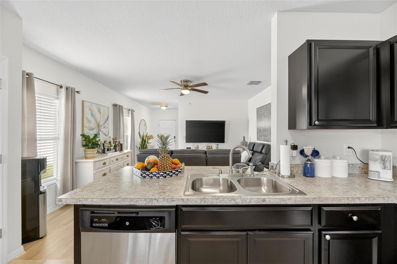 CARRIAGE PTE SOUTH PH 2C 2 - Residential