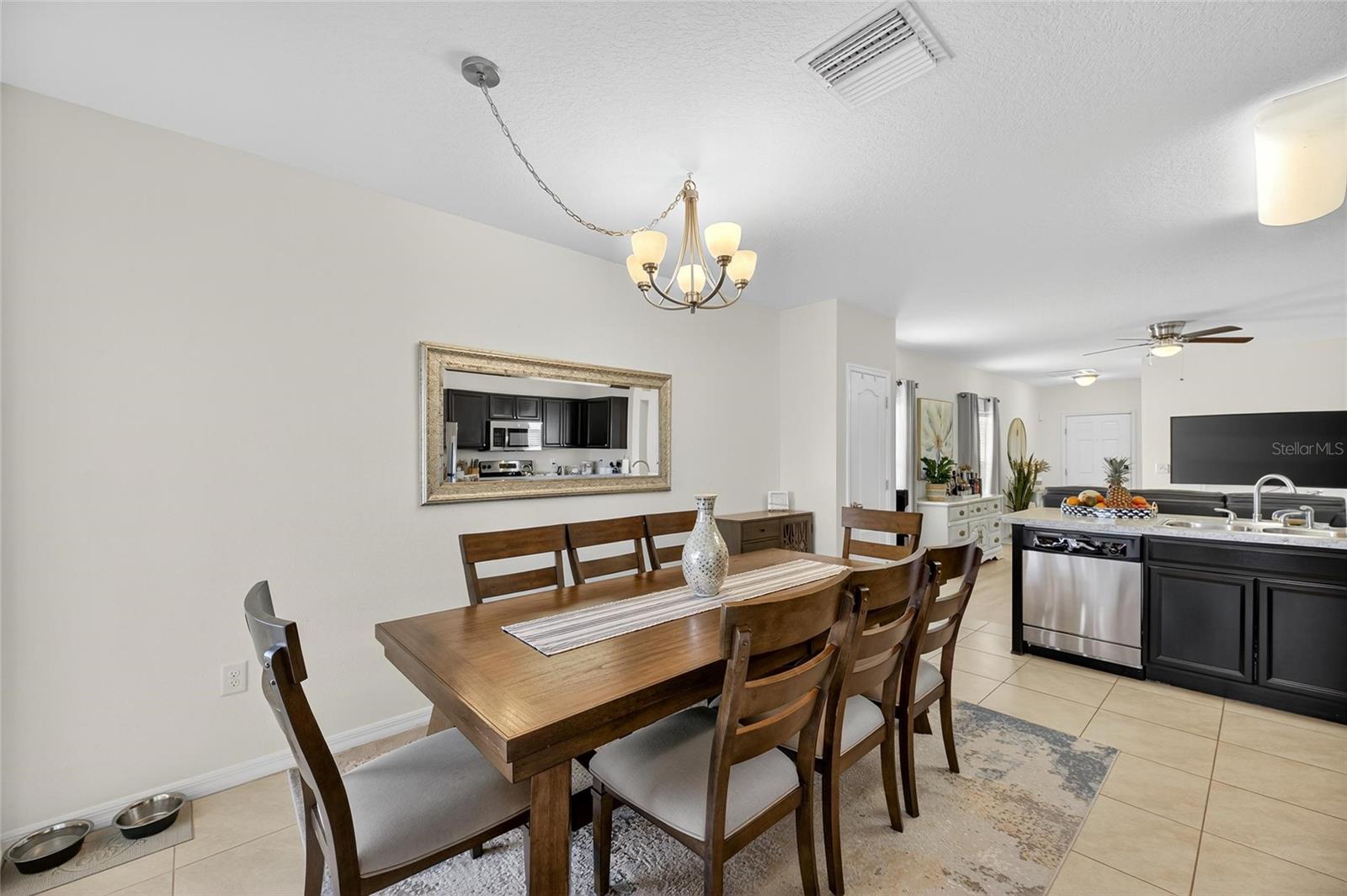 CARRIAGE PTE SOUTH PH 2C 2 - Residential