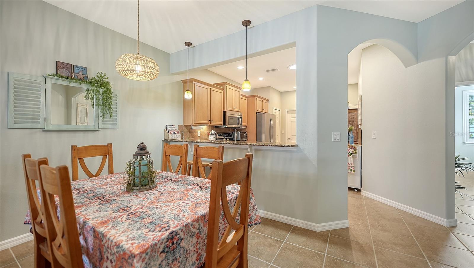 VENETIAN FALLS - Residential