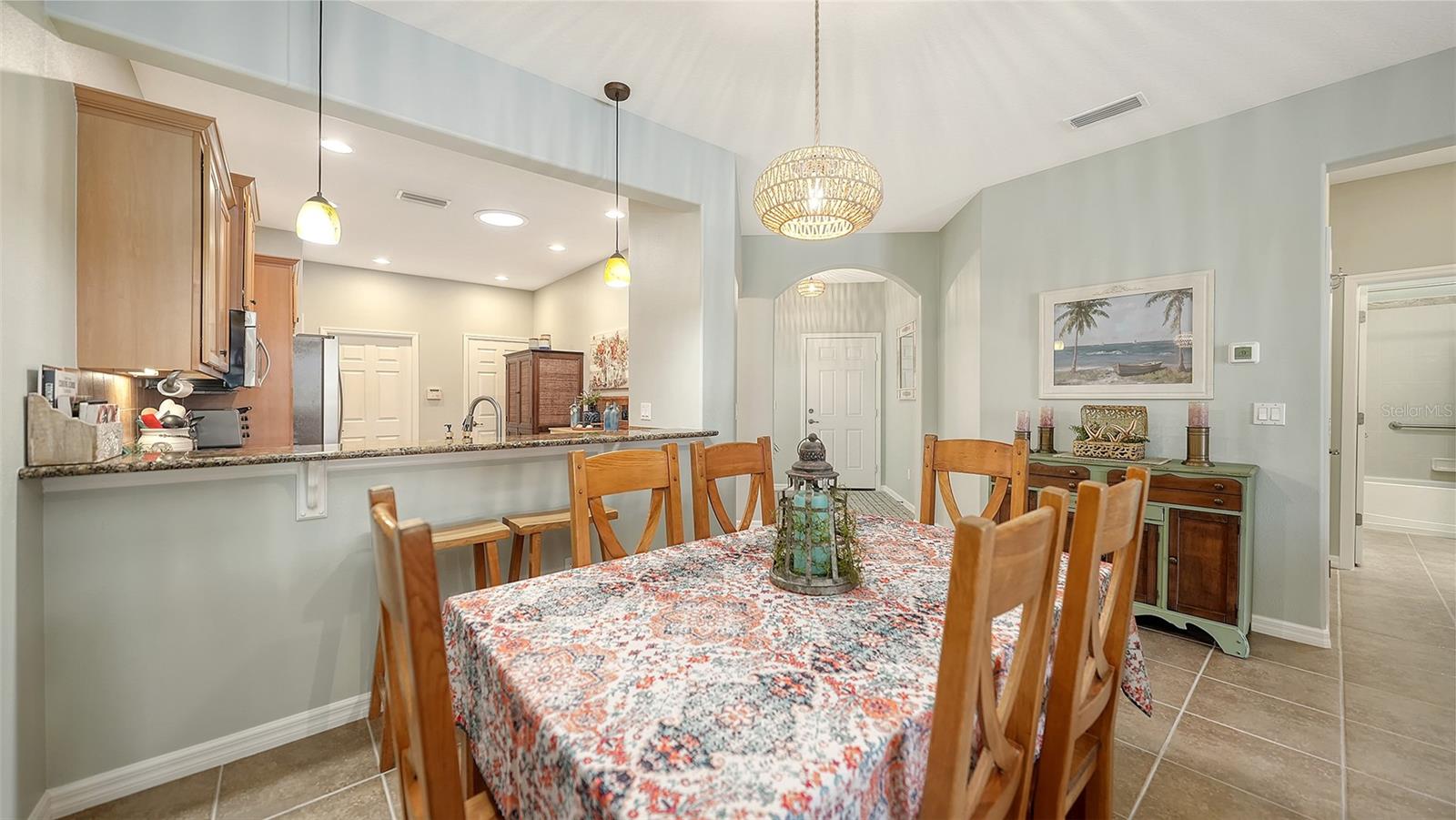 VENETIAN FALLS - Residential