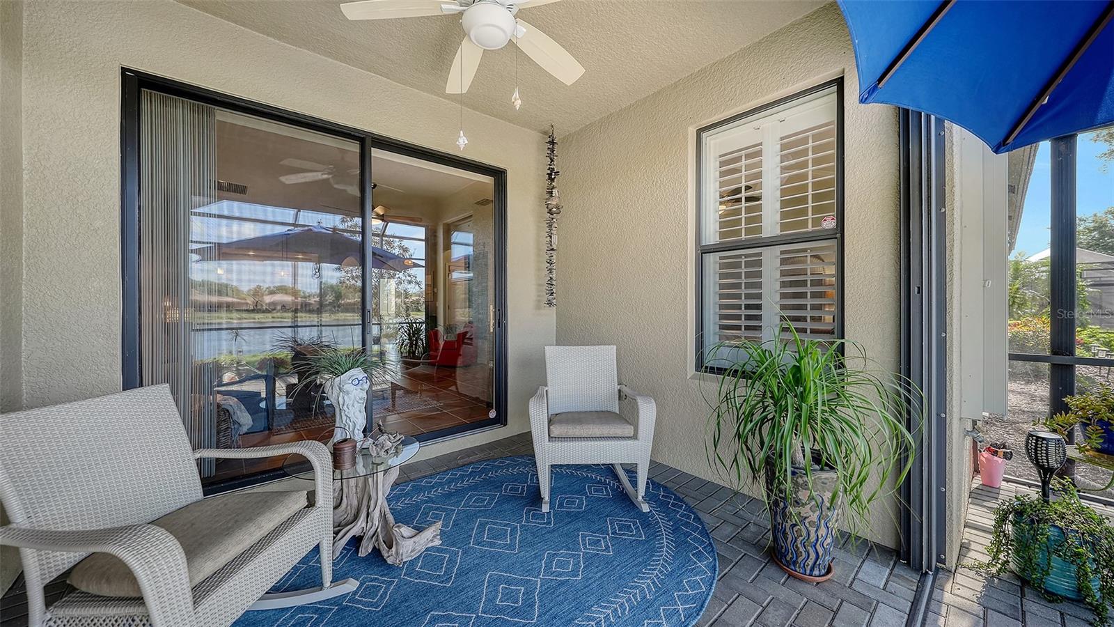 VENETIAN FALLS - Residential