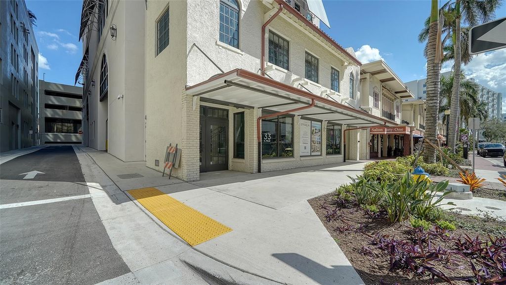 Photo of 33 S Palm Avenue #904, Sarasota, FL 34236 (MLS # A4701074)