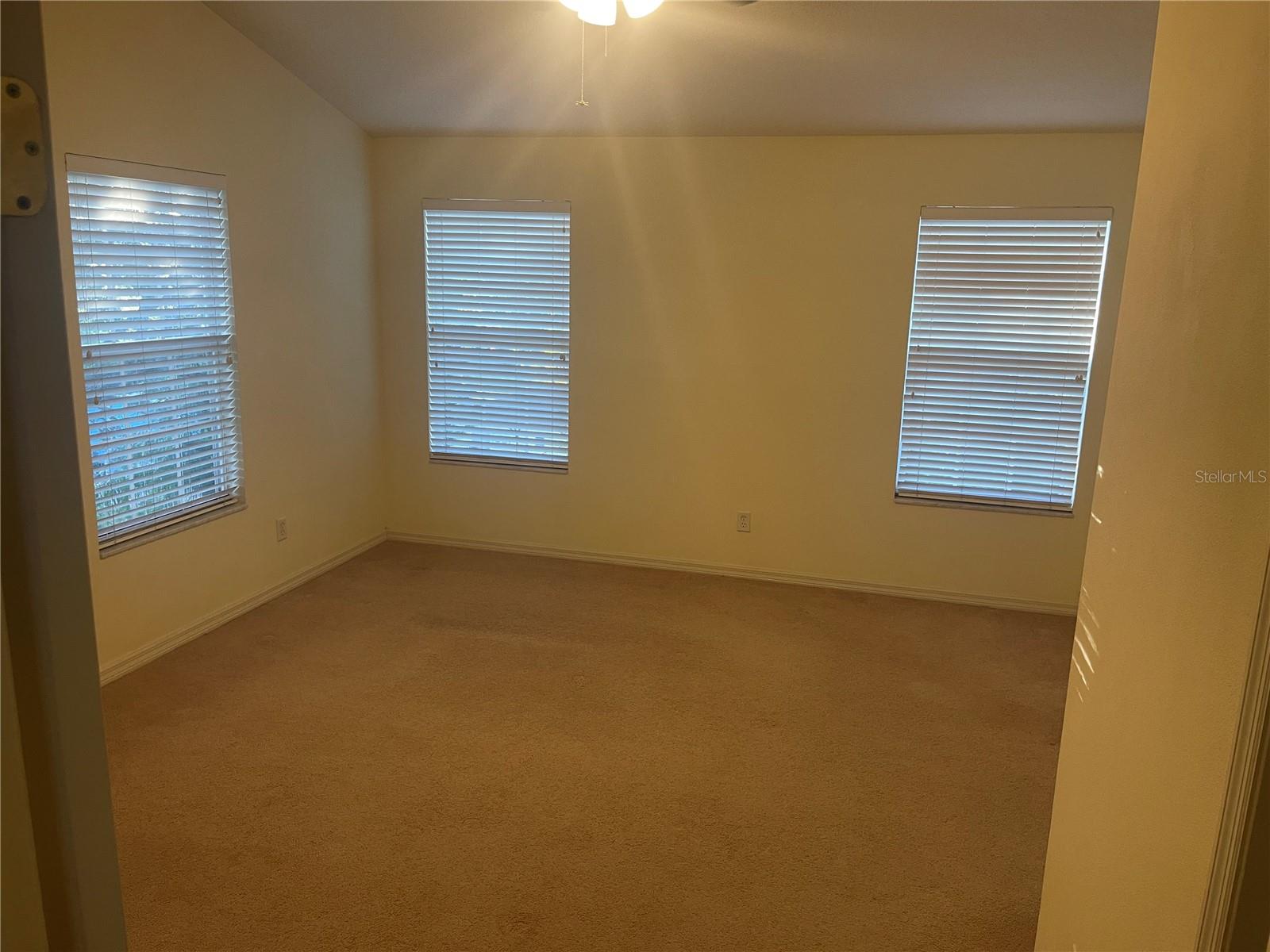 BAYSHORE POINTE TWNHMS PHAS - Residential Lease