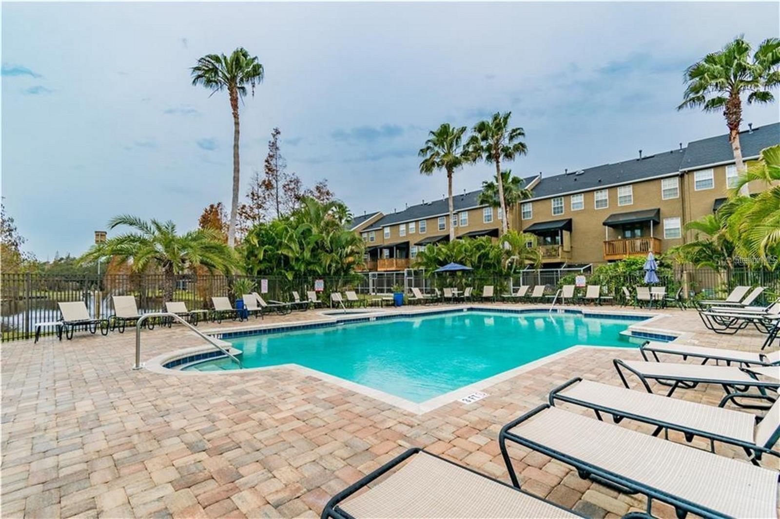 BAYSHORE POINTE TWNHMS PHAS - Residential Lease