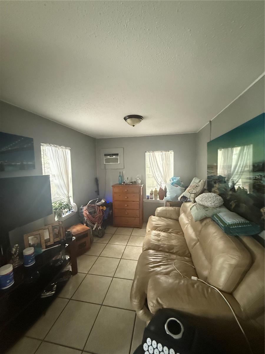 MADISON PARK - Residential