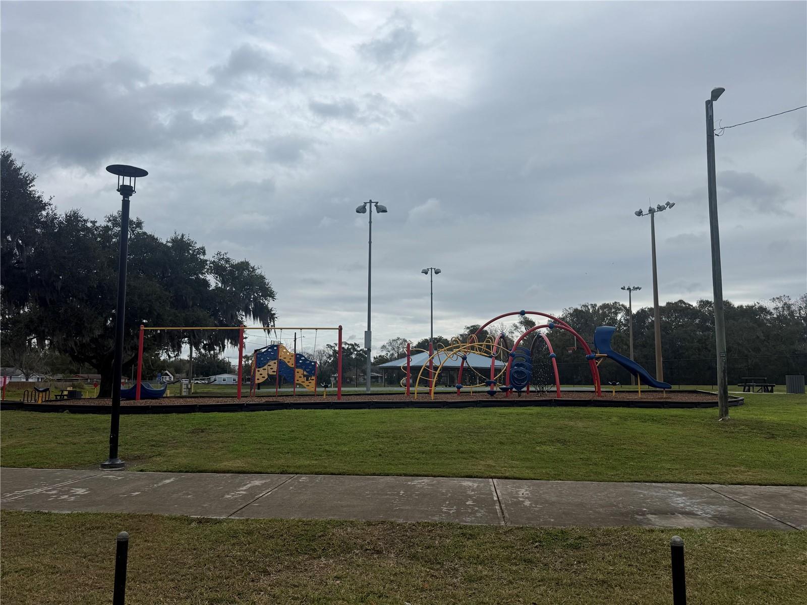 MADISON PARK - Residential