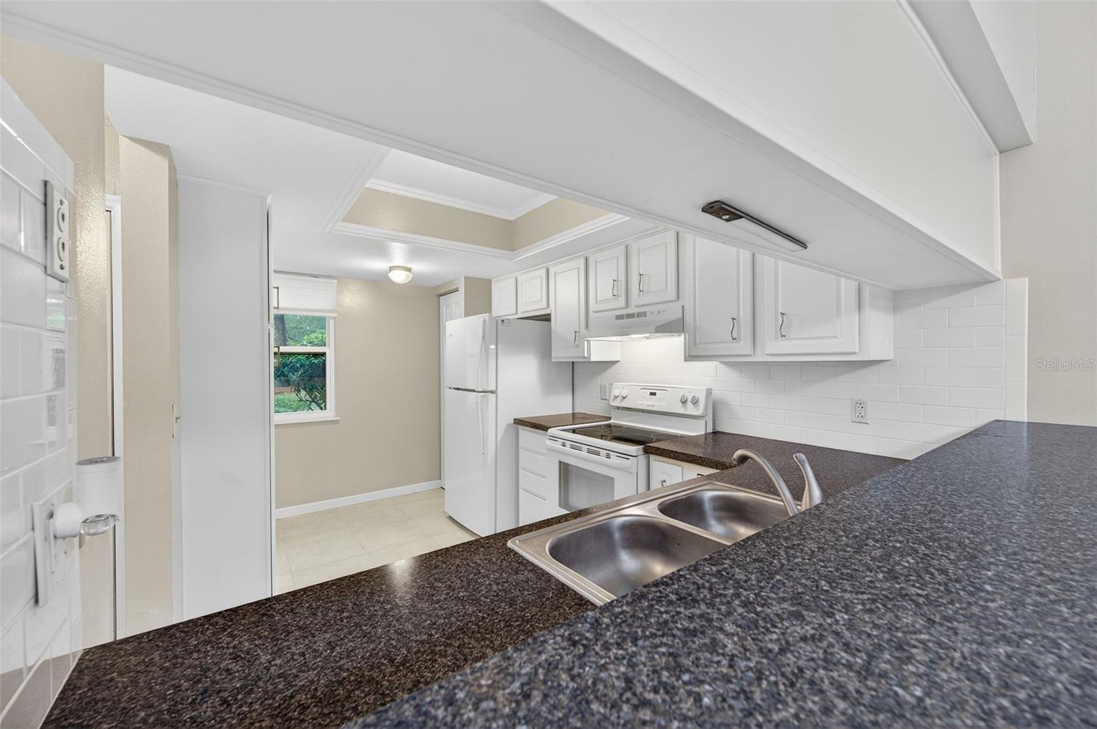 WOODS AT ANDERSON PARK CONDO THE - Residential