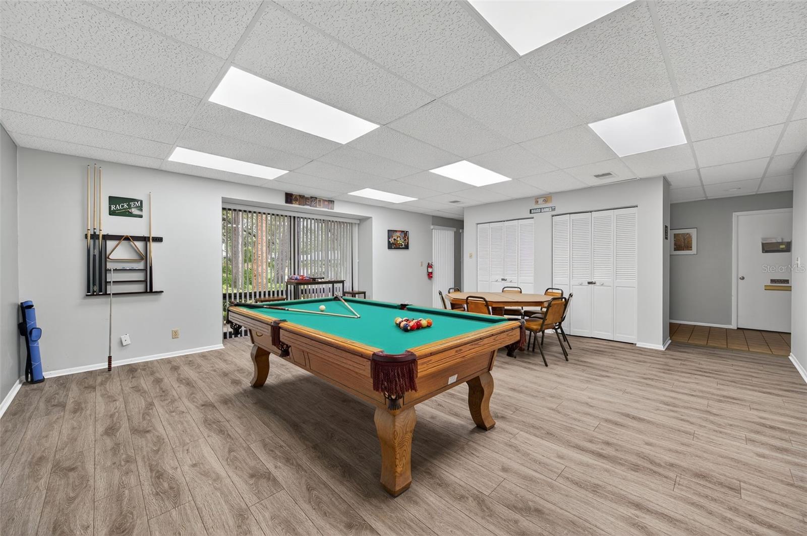 WOODS AT ANDERSON PARK CONDO THE - Residential