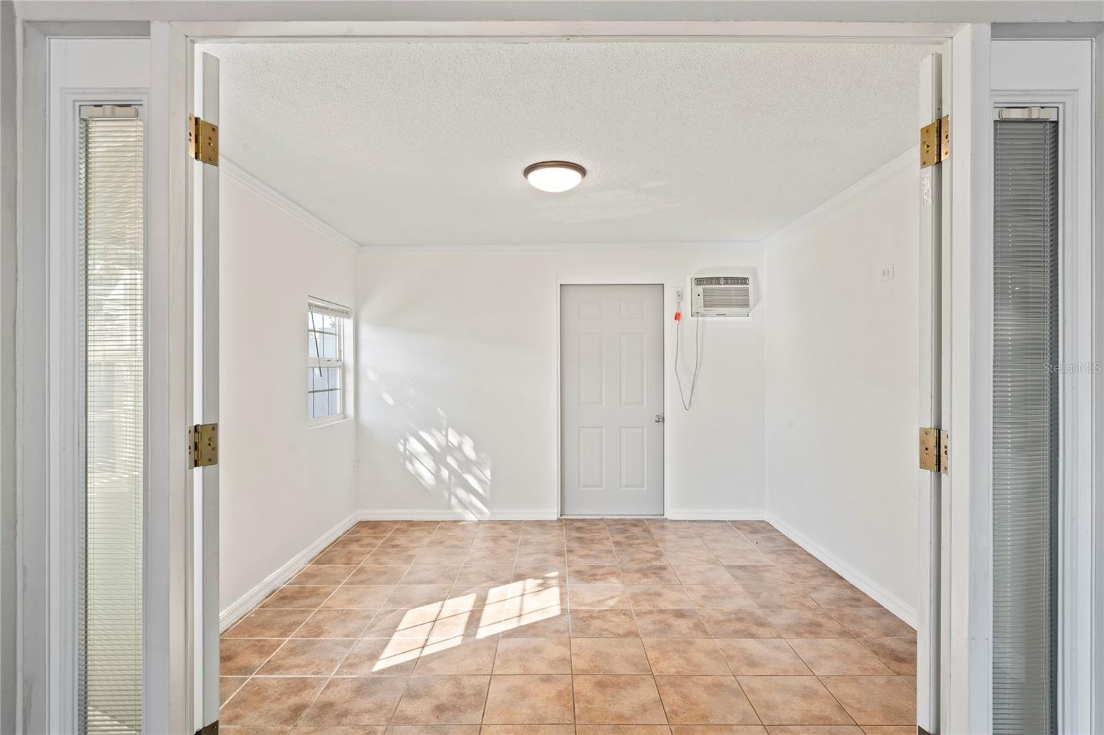 BEACON SQUARE - Residential