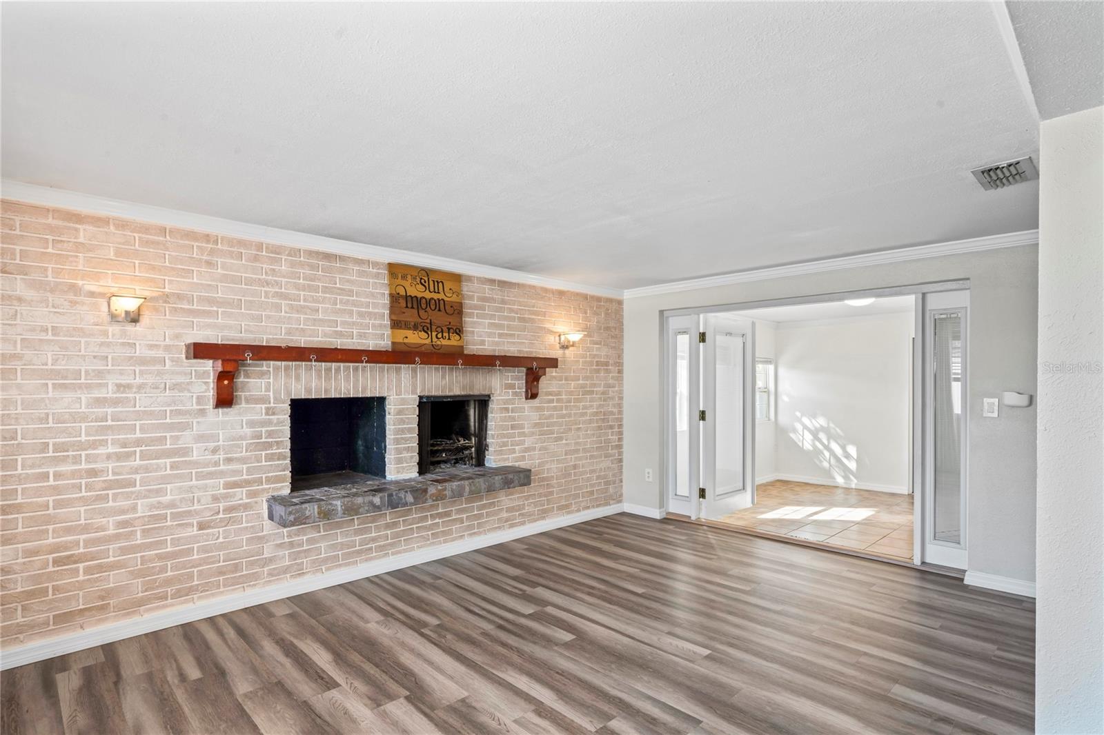 BEACON SQUARE - Residential