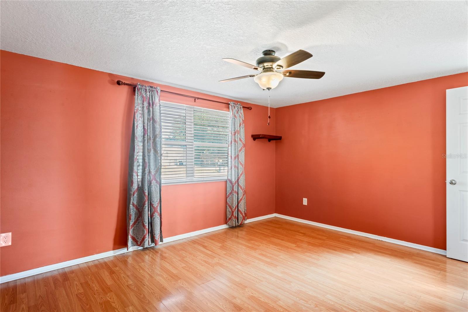 BEACON SQUARE - Residential