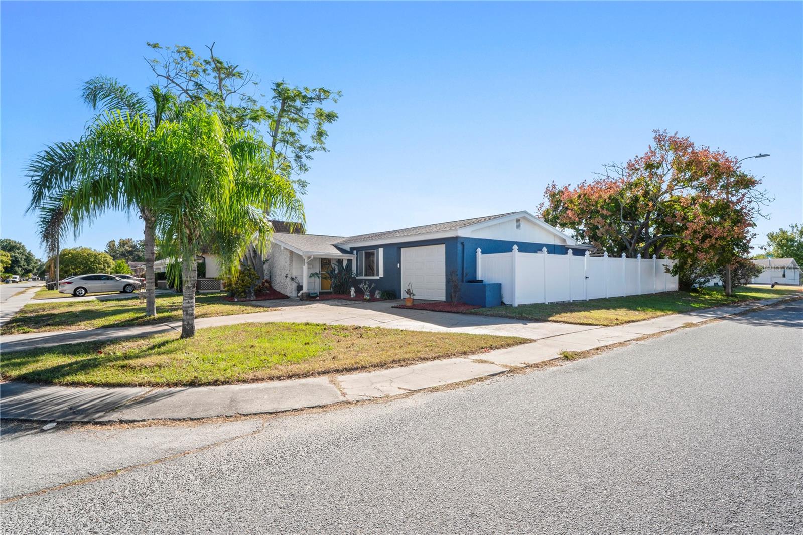 BEACON SQUARE - Residential