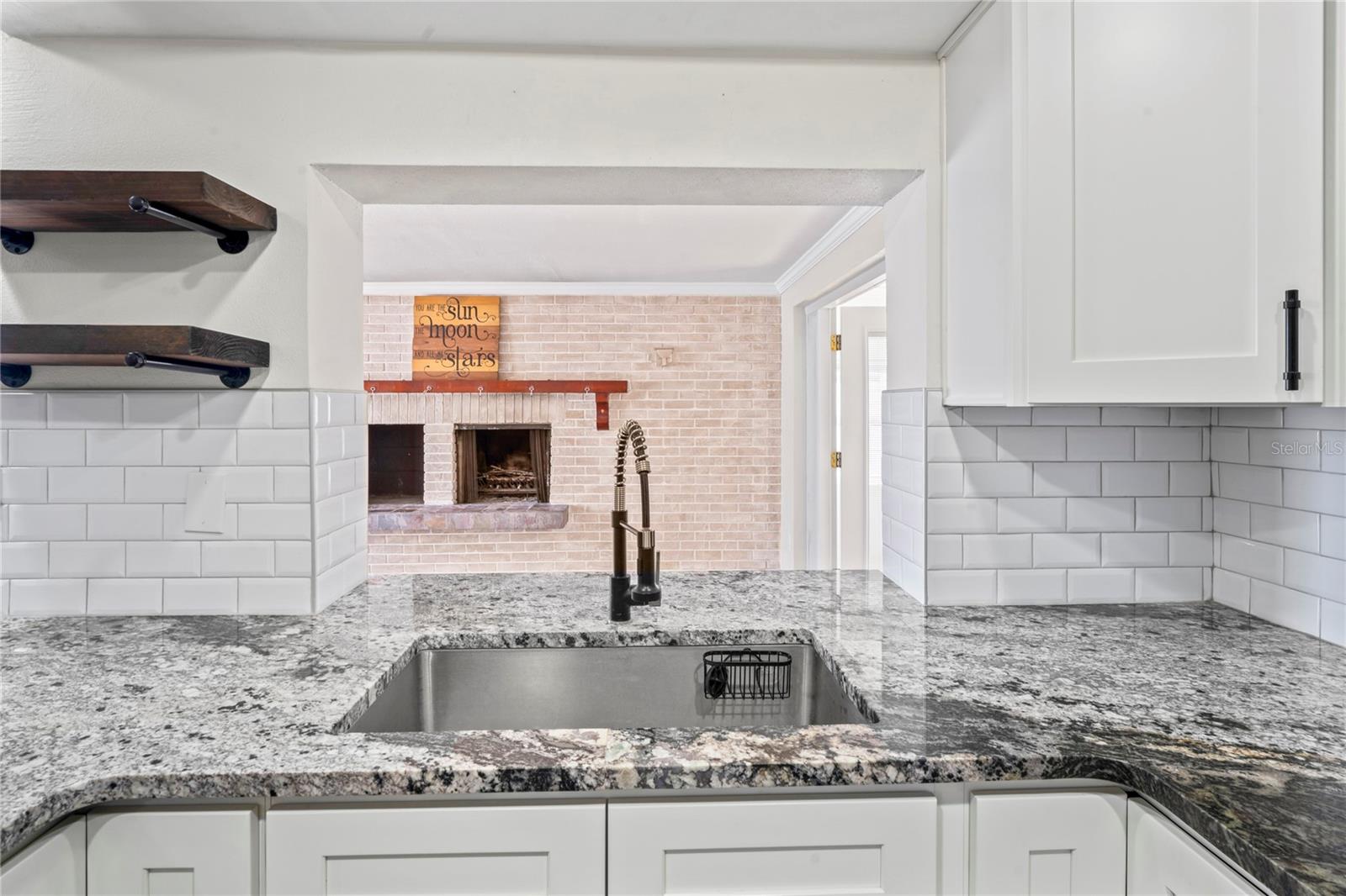 BEACON SQUARE - Residential