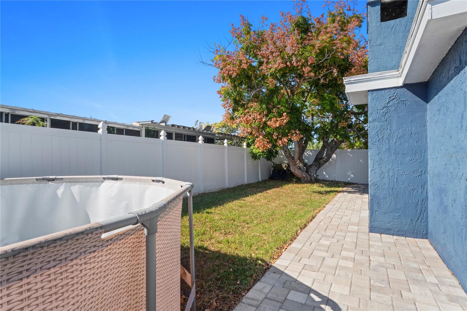 BEACON SQUARE - Residential