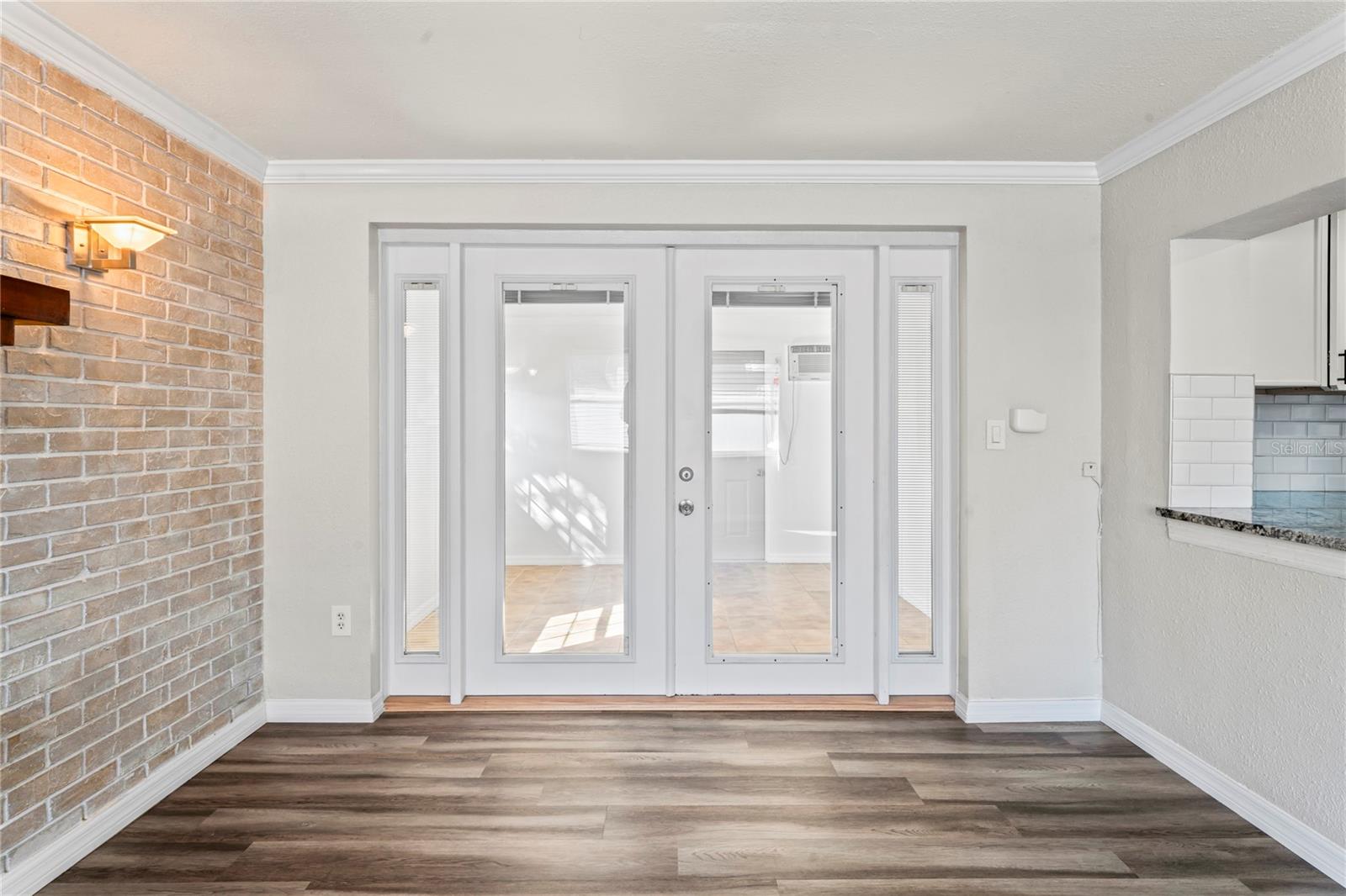 BEACON SQUARE - Residential