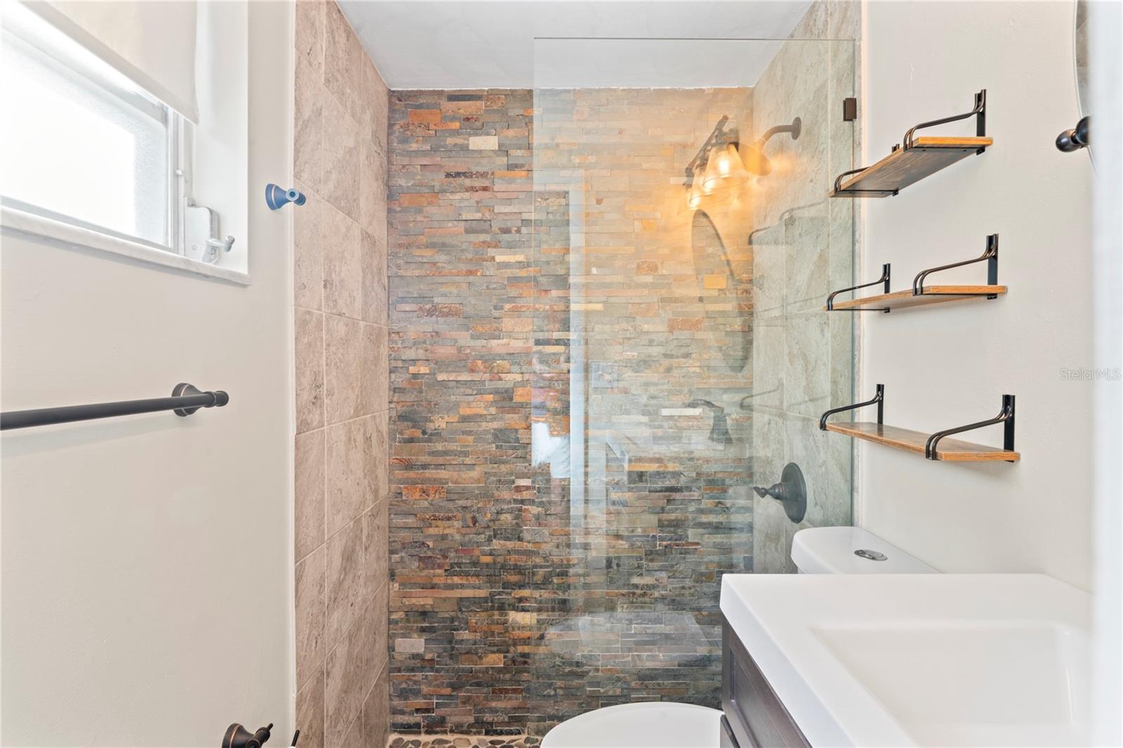 BEACON SQUARE - Residential