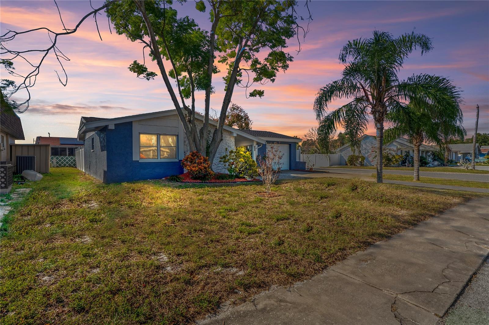 BEACON SQUARE - Residential