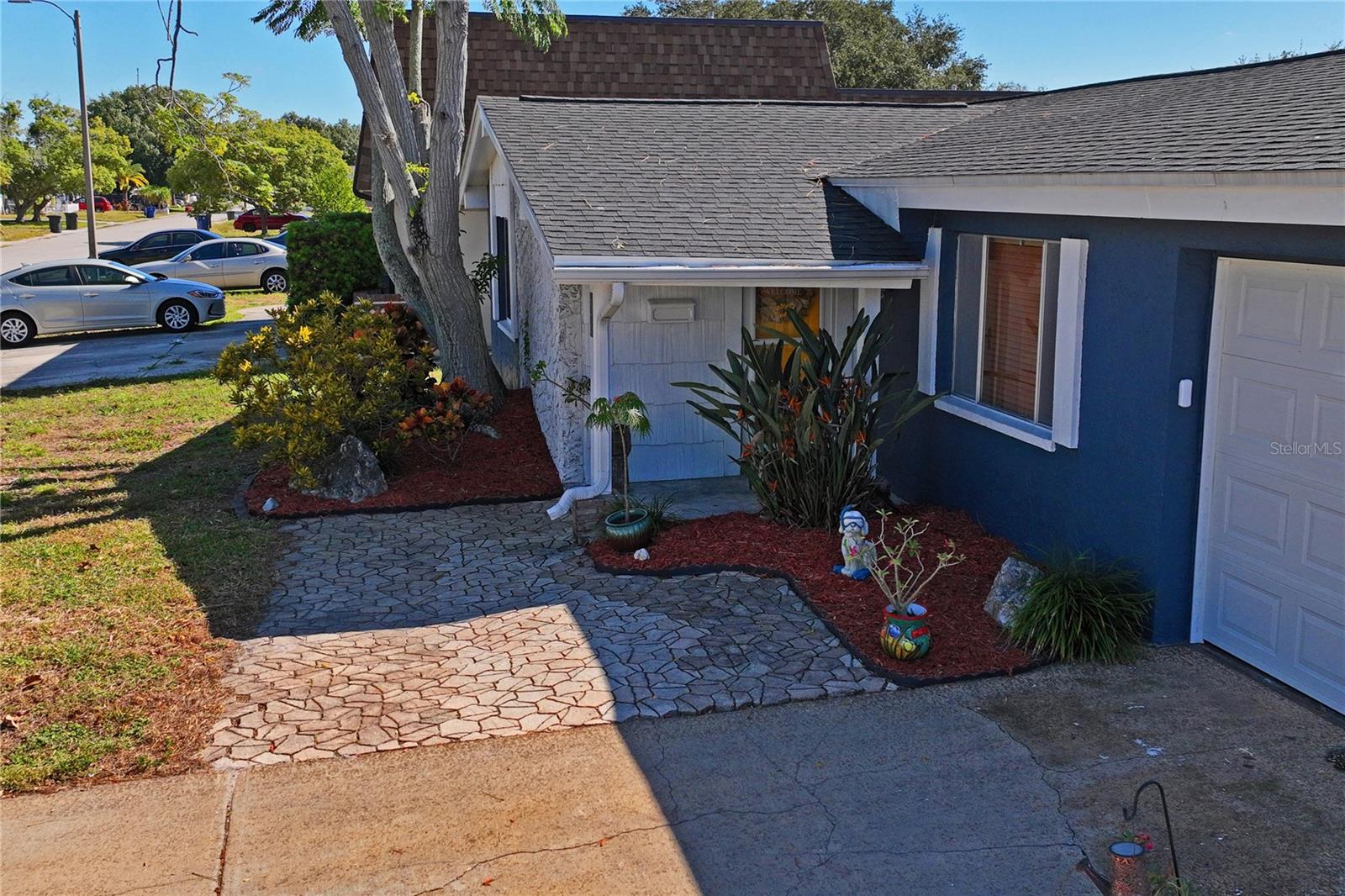 BEACON SQUARE - Residential