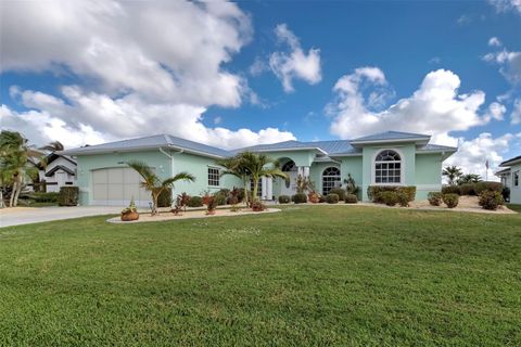 A home in PORT CHARLOTTE