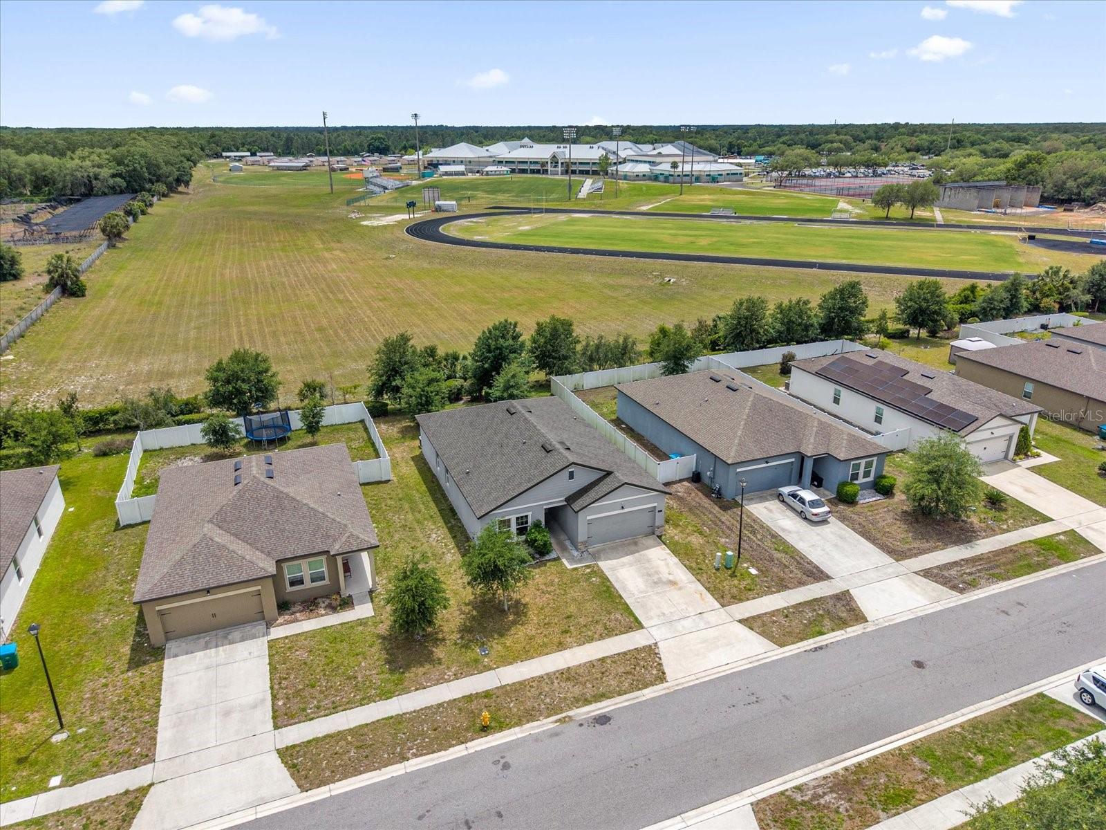 FERNANDA PLACE PH 1 - Residential