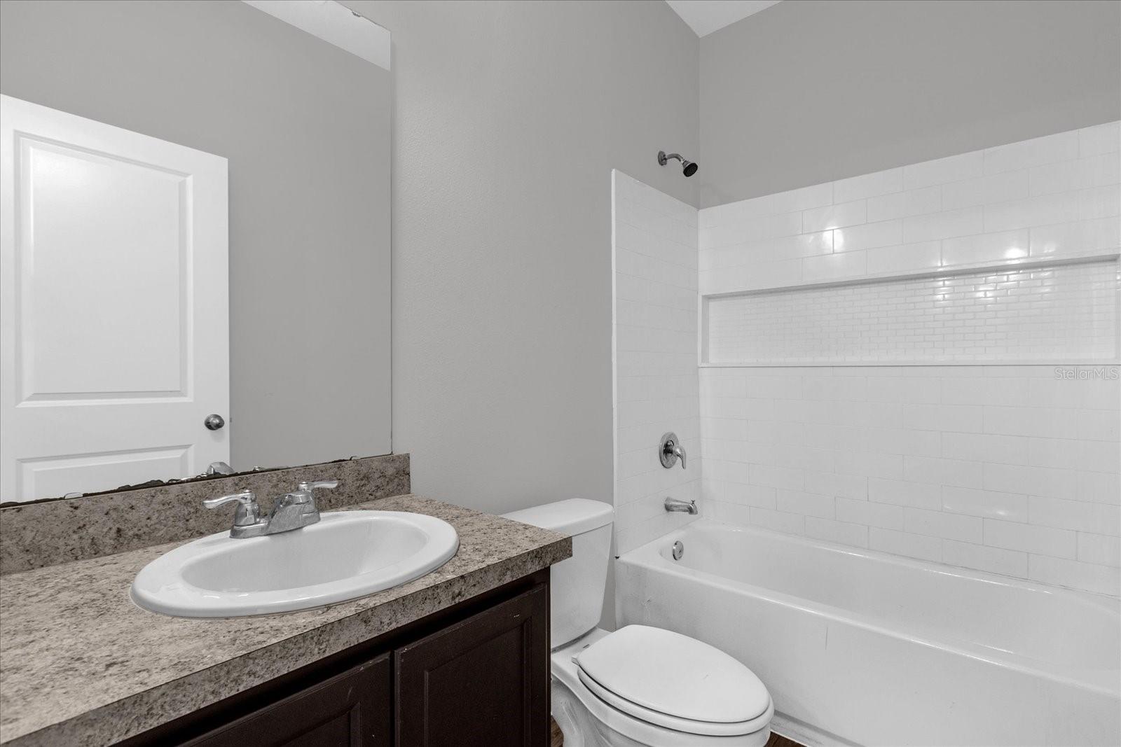 FERNANDA PLACE PH 1 - Residential