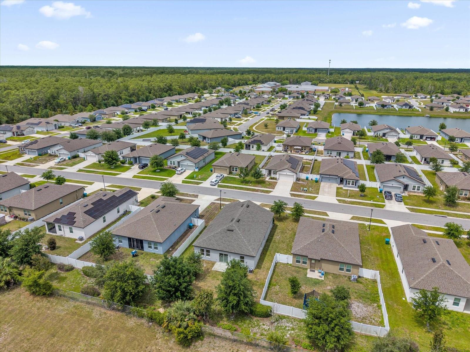 FERNANDA PLACE PH 1 - Residential