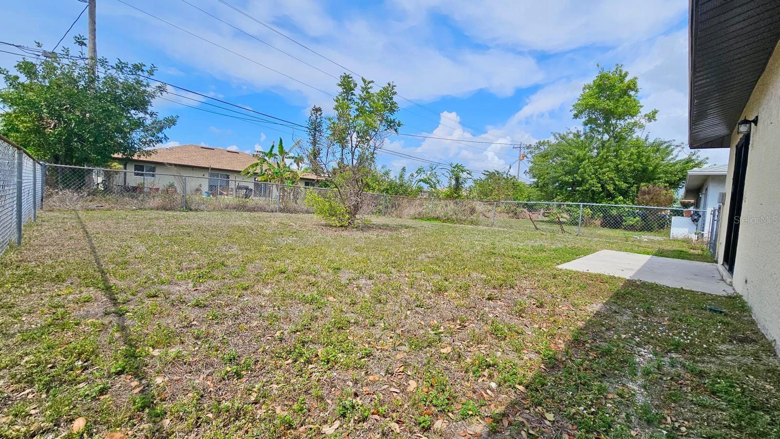 CAPE CORAL - Residential