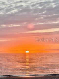 HIDEAWAY BAY BEACH CLUB - Residential