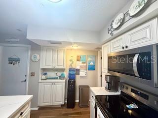 HIDEAWAY BAY BEACH CLUB - Residential