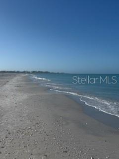 HIDEAWAY BAY BEACH CLUB - Residential