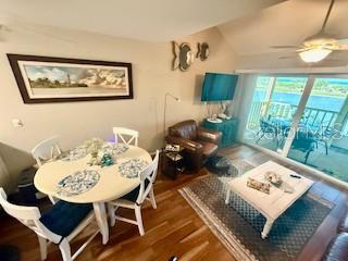 HIDEAWAY BAY BEACH CLUB - Residential