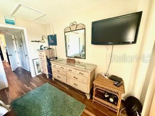 HIDEAWAY BAY BEACH CLUB - Residential