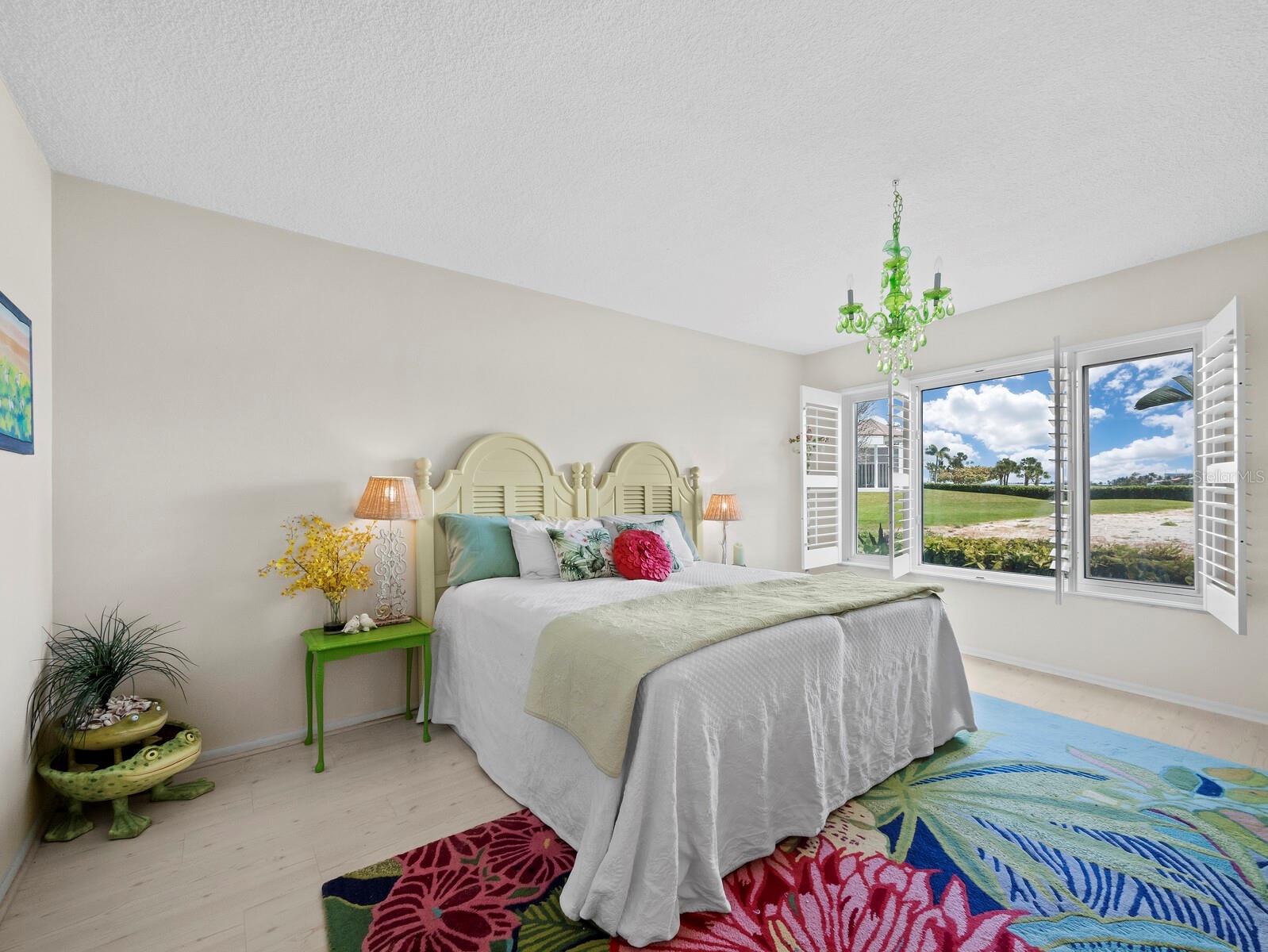 SANDS POINT - Residential