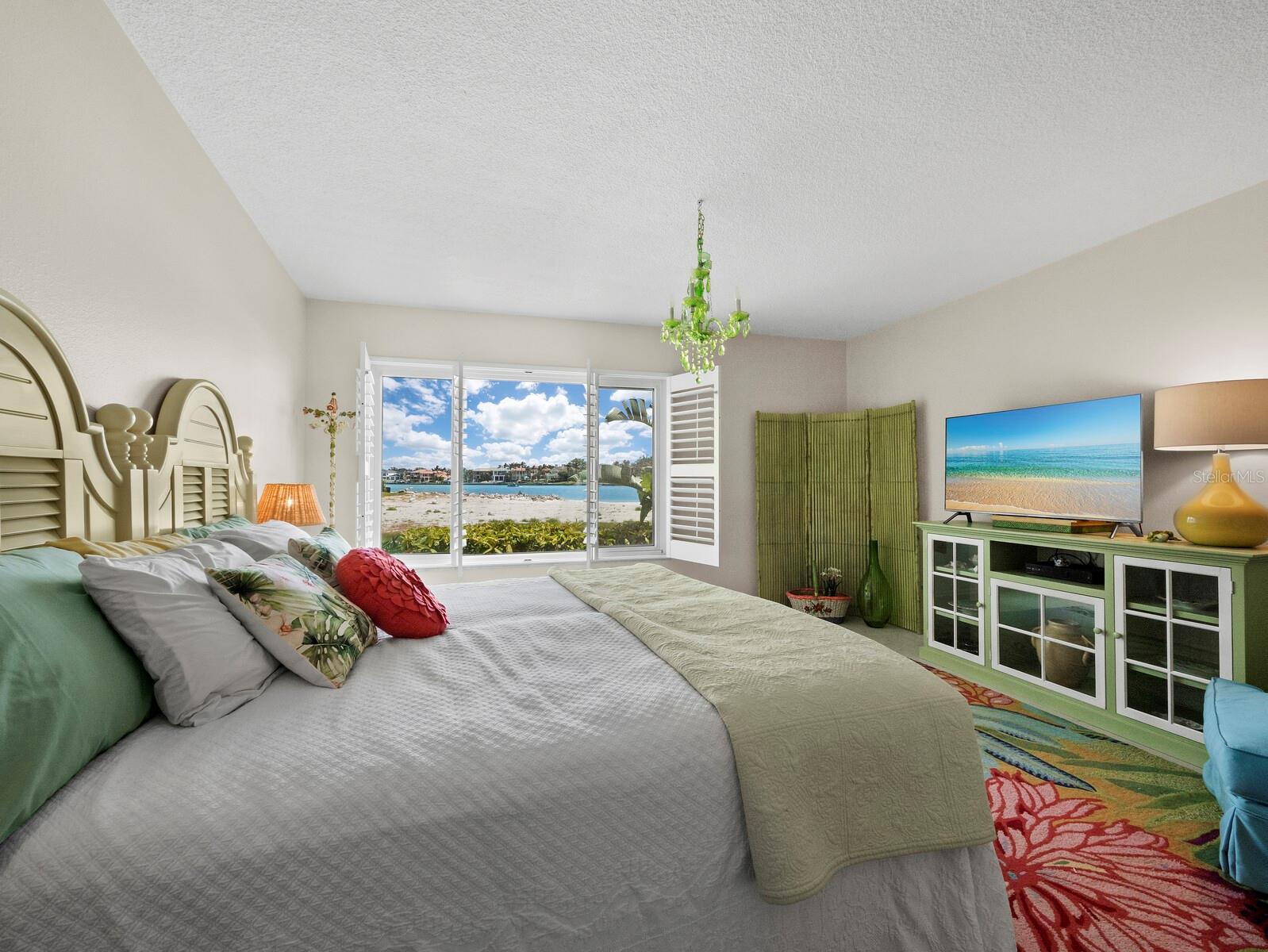 SANDS POINT - Residential