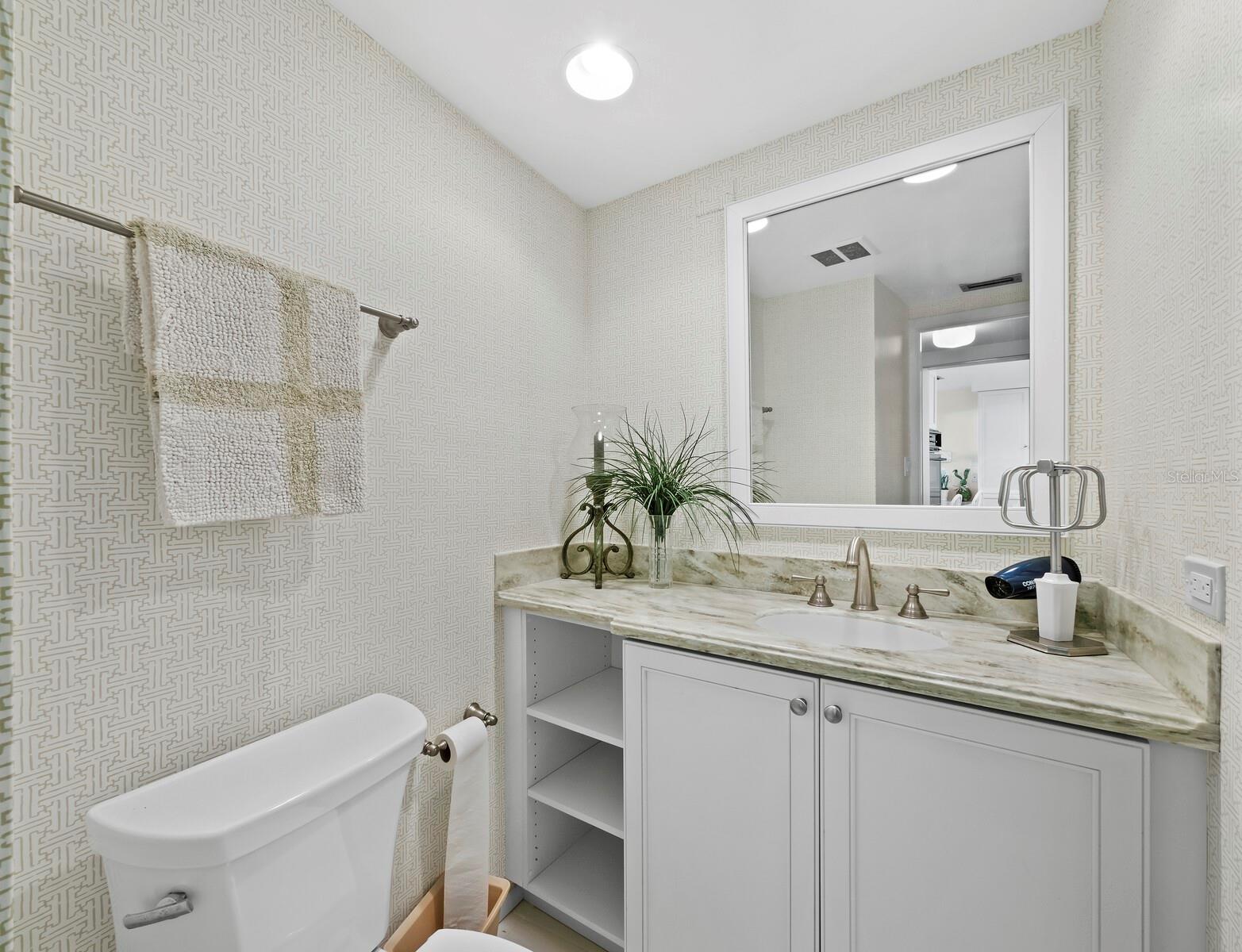 SANDS POINT - Residential