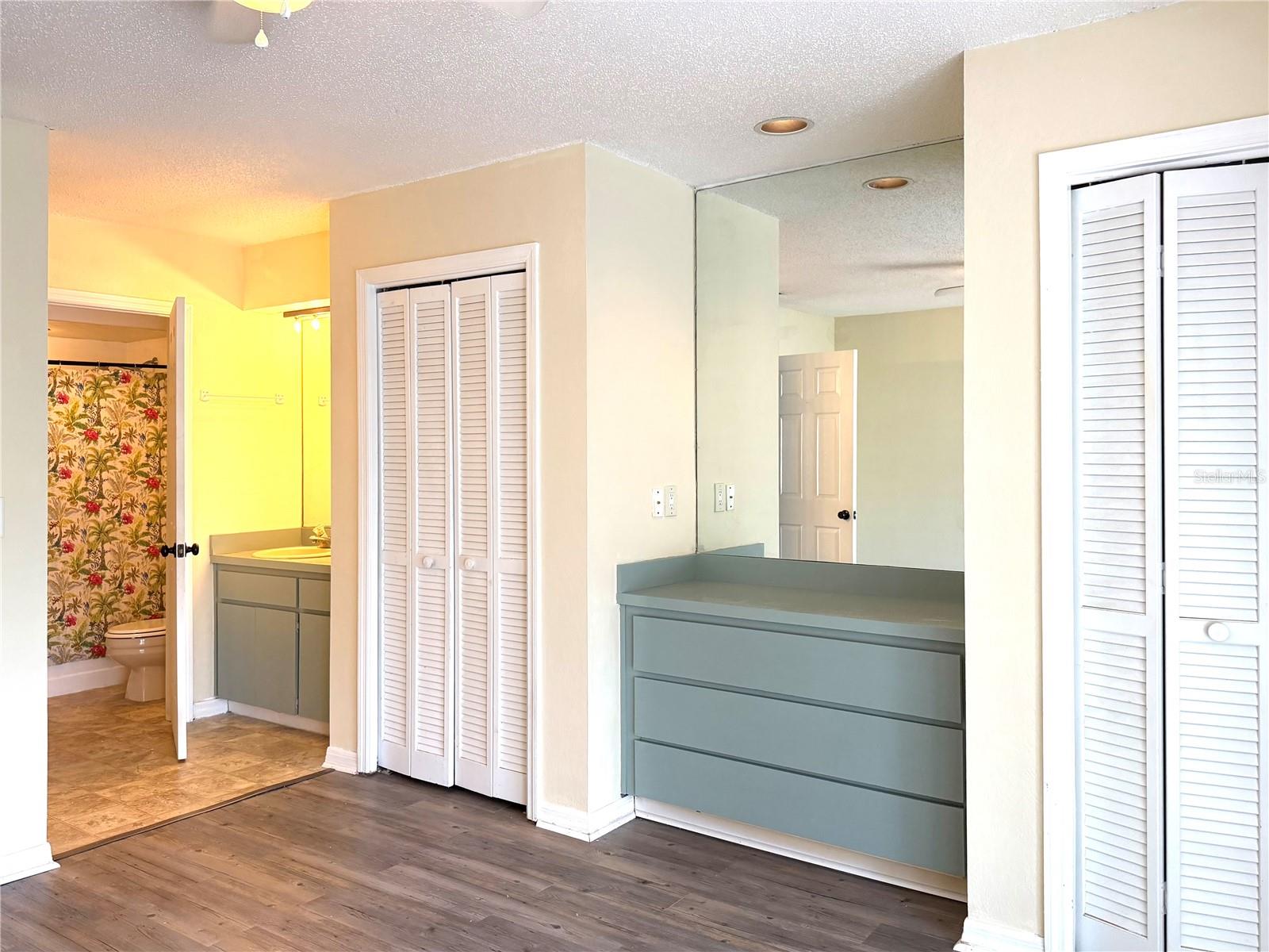 CYPRESS COVE - Residential