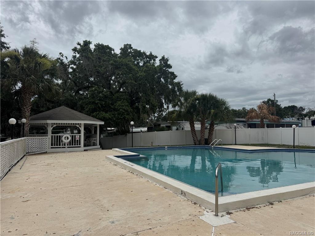CYPRESS COVE - Residential