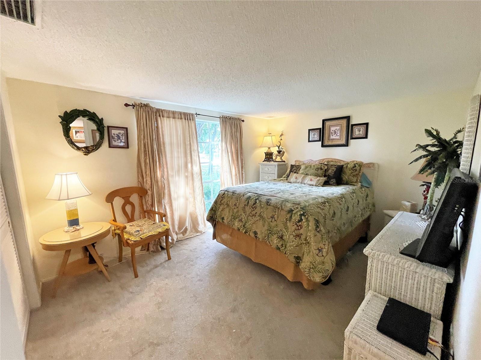 BEACON WOODS VILLAGE - Residential