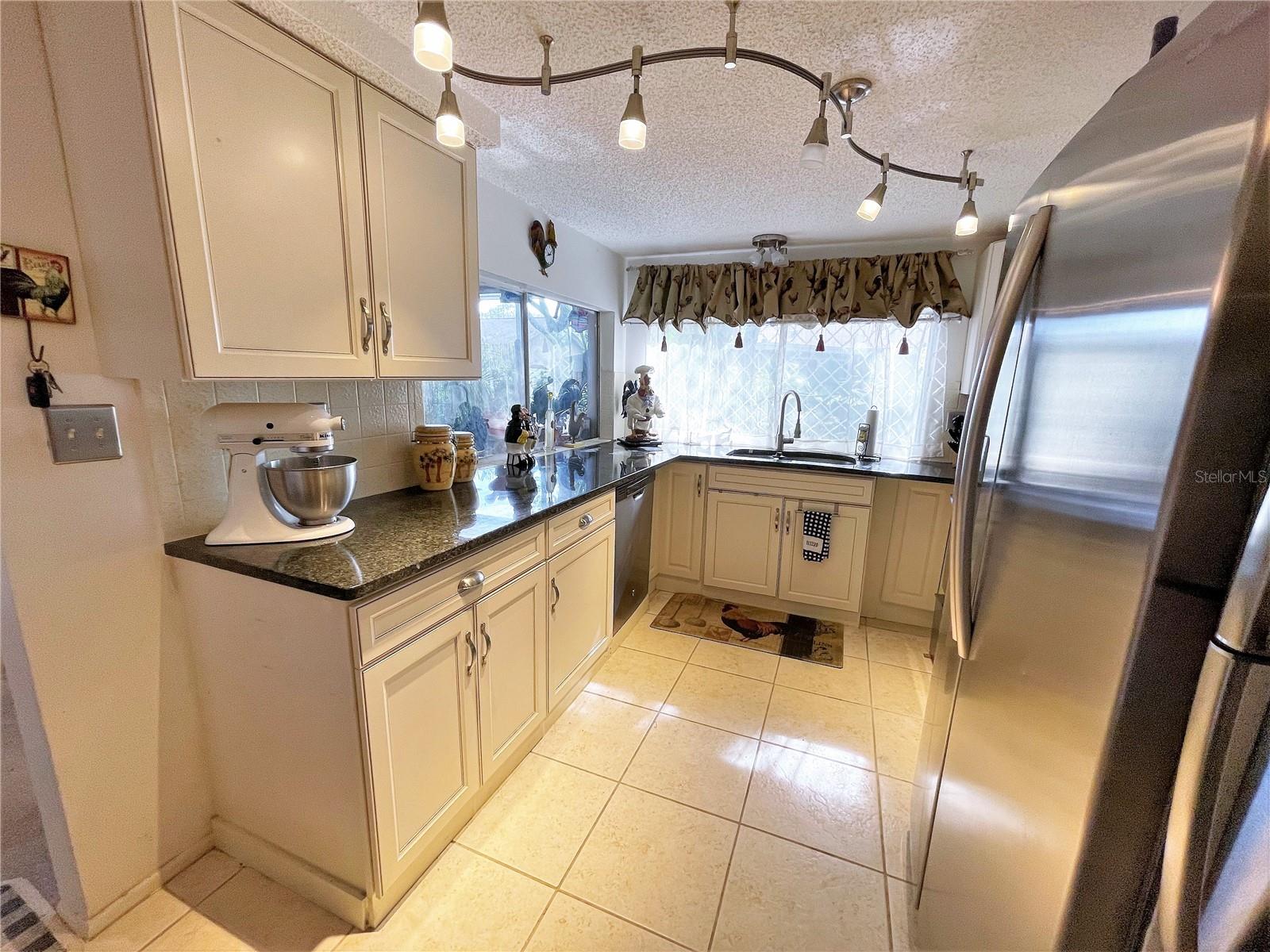 BEACON WOODS VILLAGE - Residential