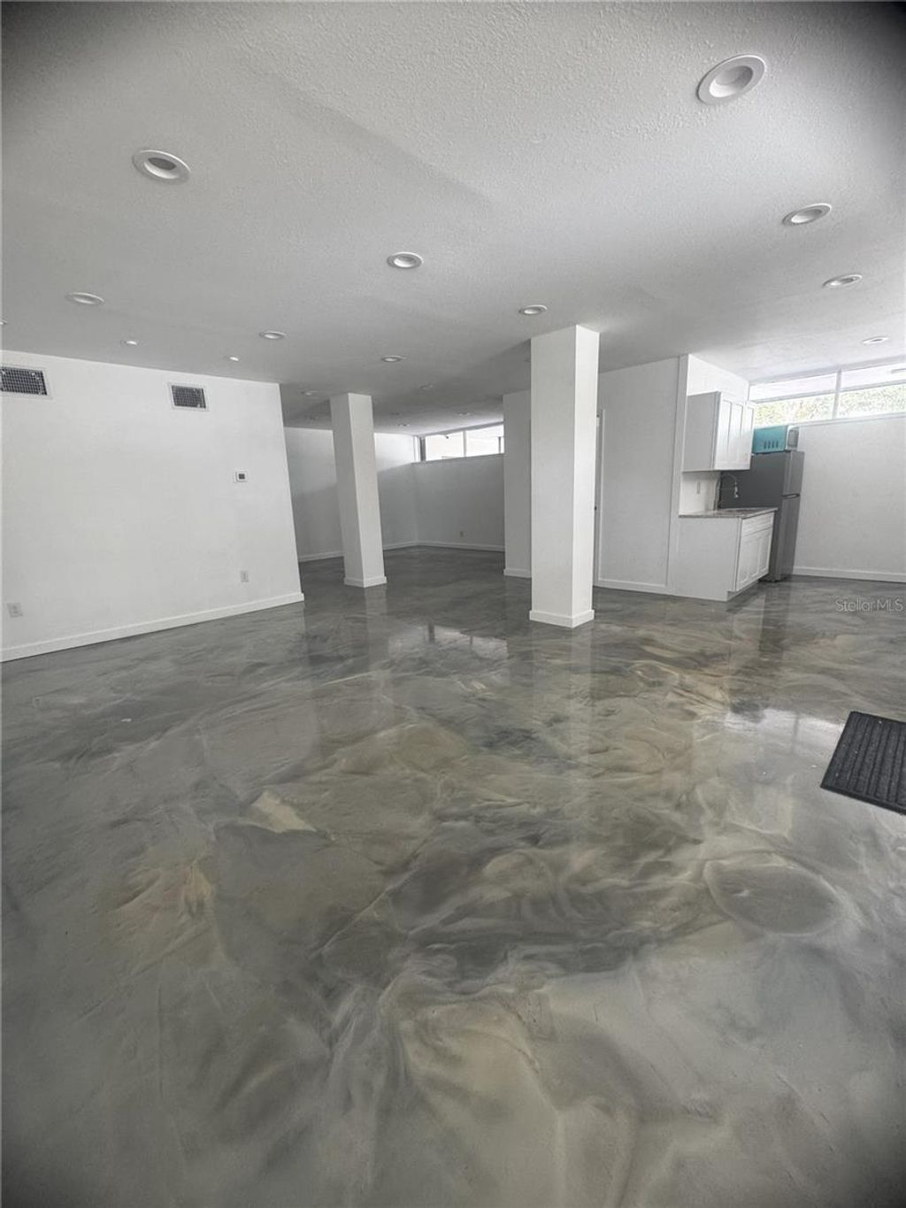 Photo of 313 18th Avenue S, St Petersburg, FL 33705 (MLS # TB8387850)