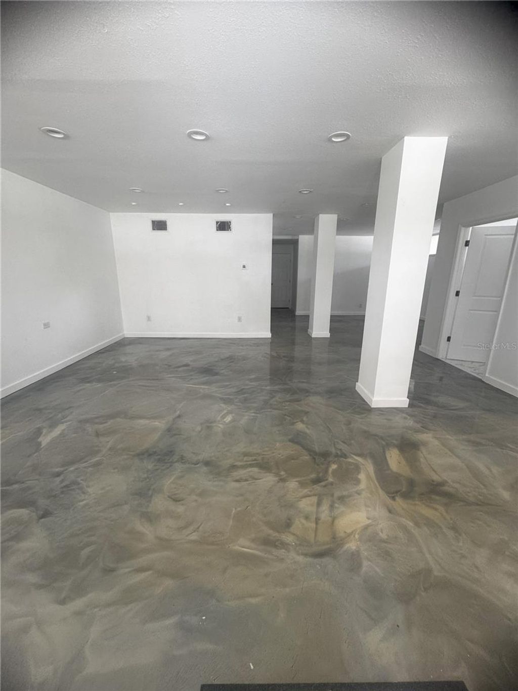 Photo of 313 18th Avenue S, St Petersburg, FL 33705 (MLS # TB8387850)