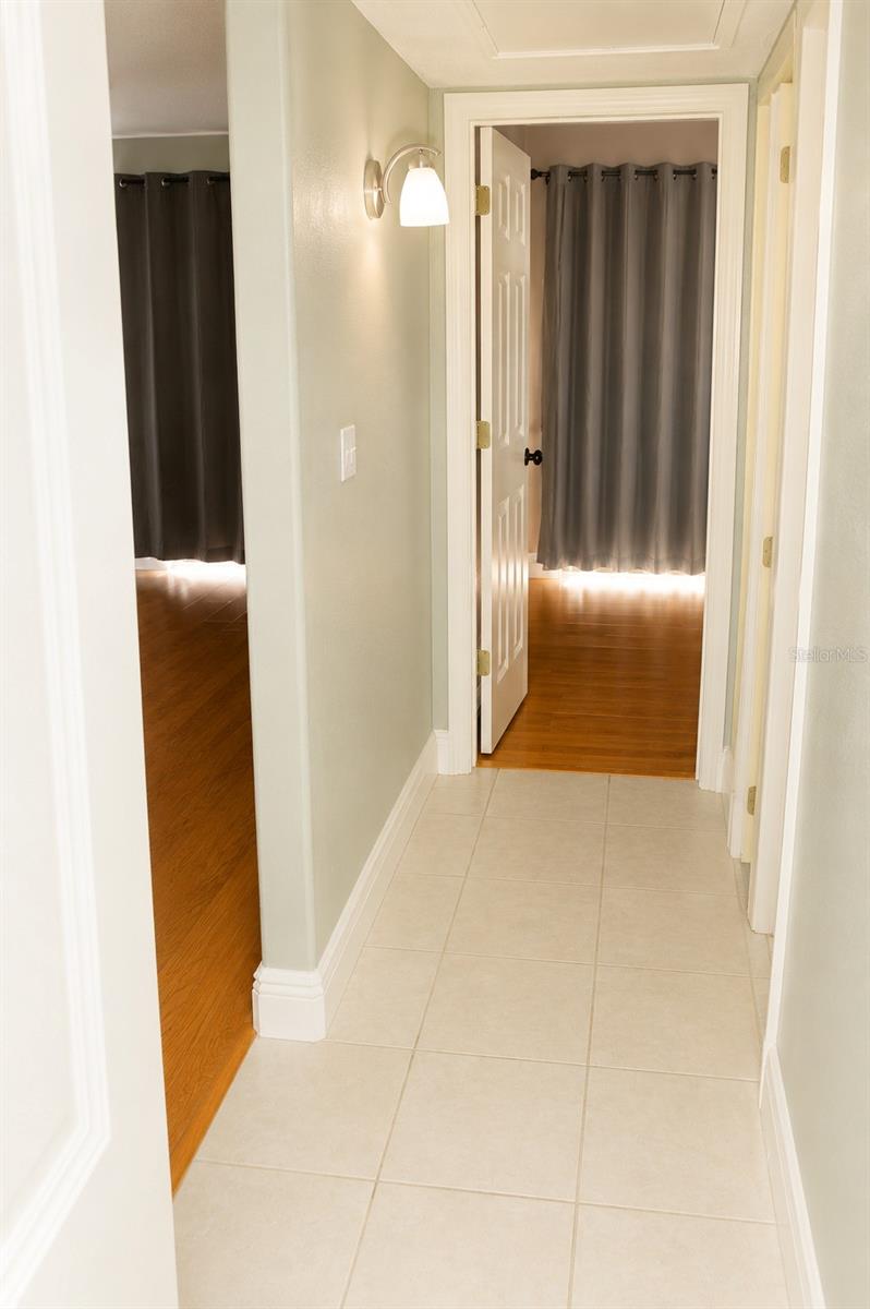 SUMMIT HOUSE - Residential