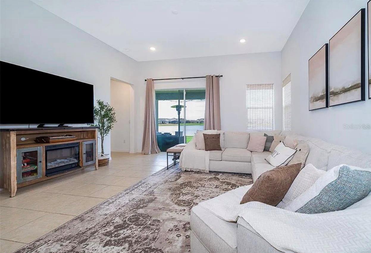 TOHOQUA PH 1 - Residential Lease