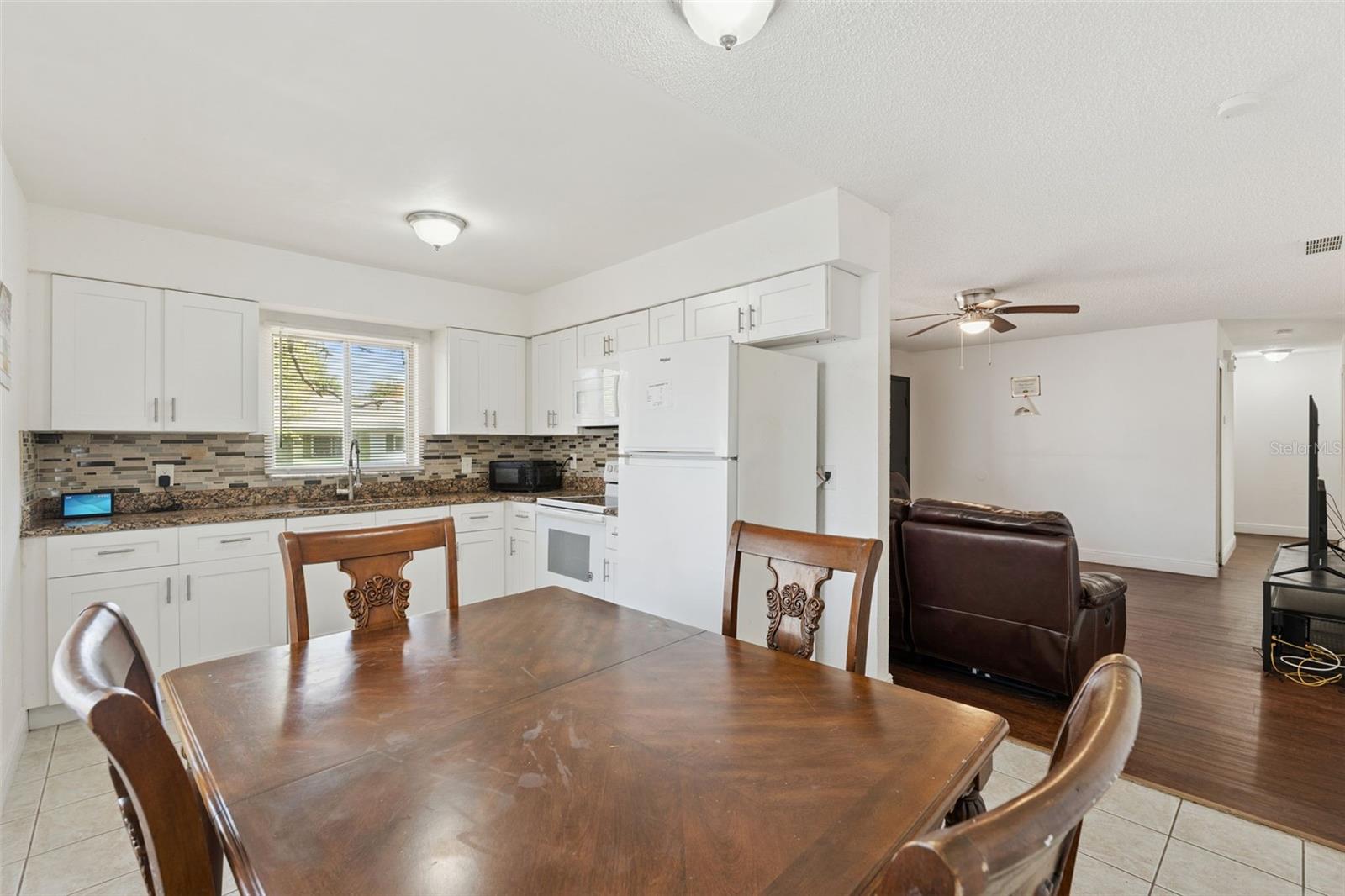 VILLAS AT SIGNAL HILL - Residential