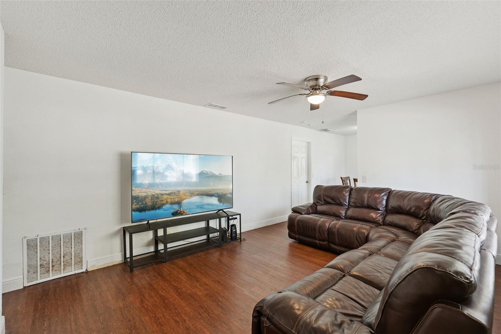 VILLAS AT SIGNAL HILL - Residential