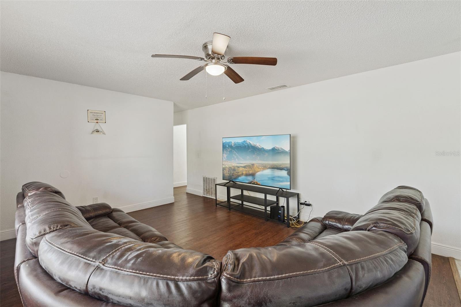 VILLAS AT SIGNAL HILL - Residential