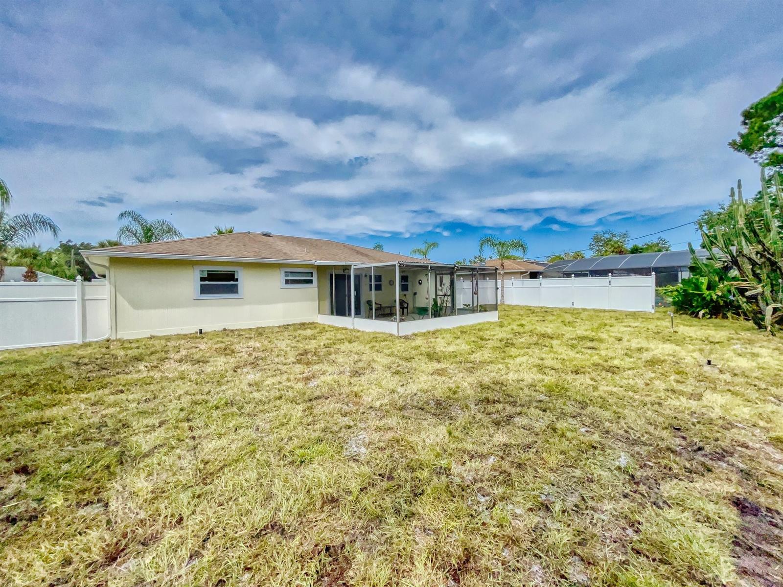 Florida Shores 01 - Residential