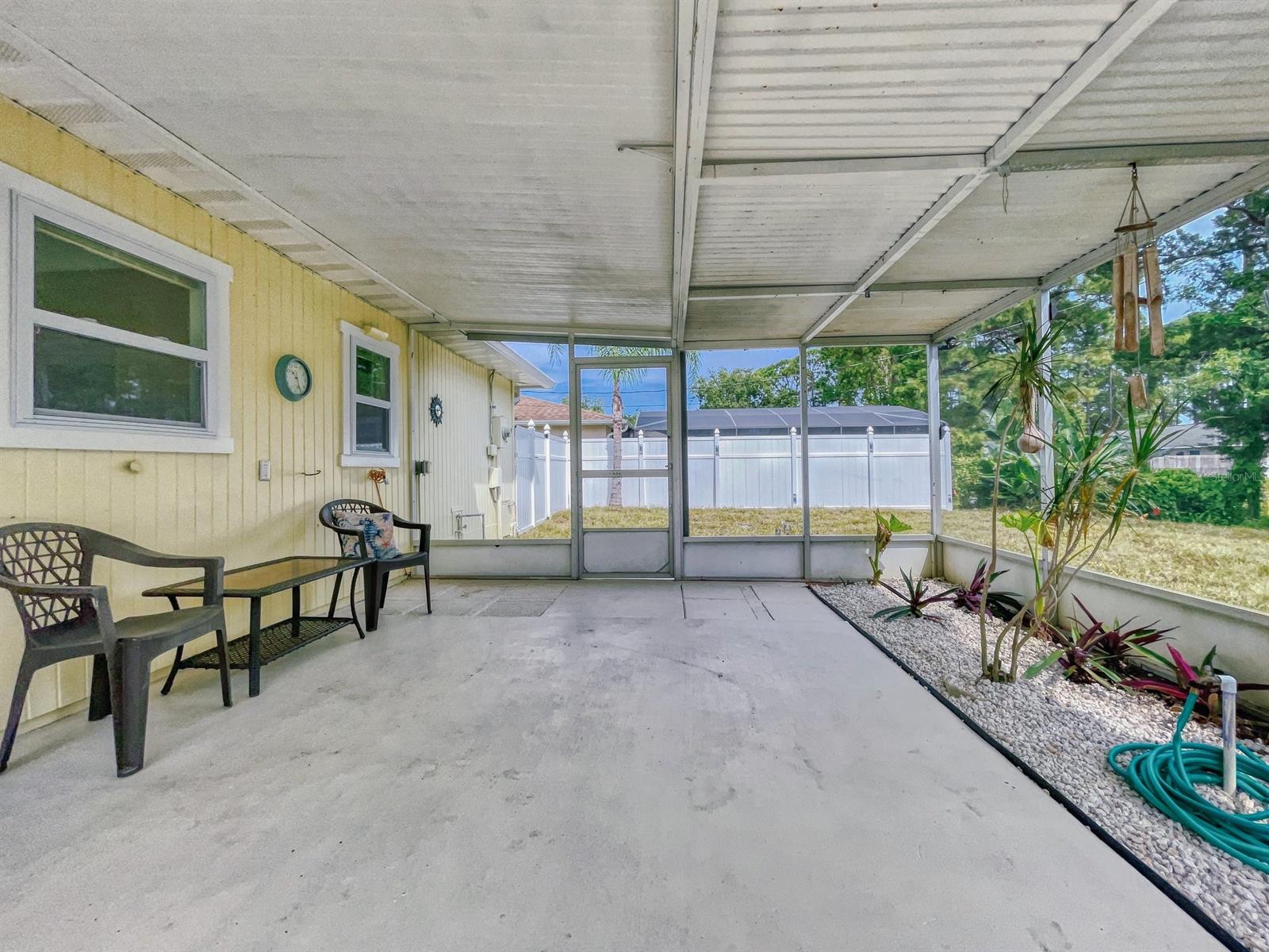 Florida Shores 01 - Residential